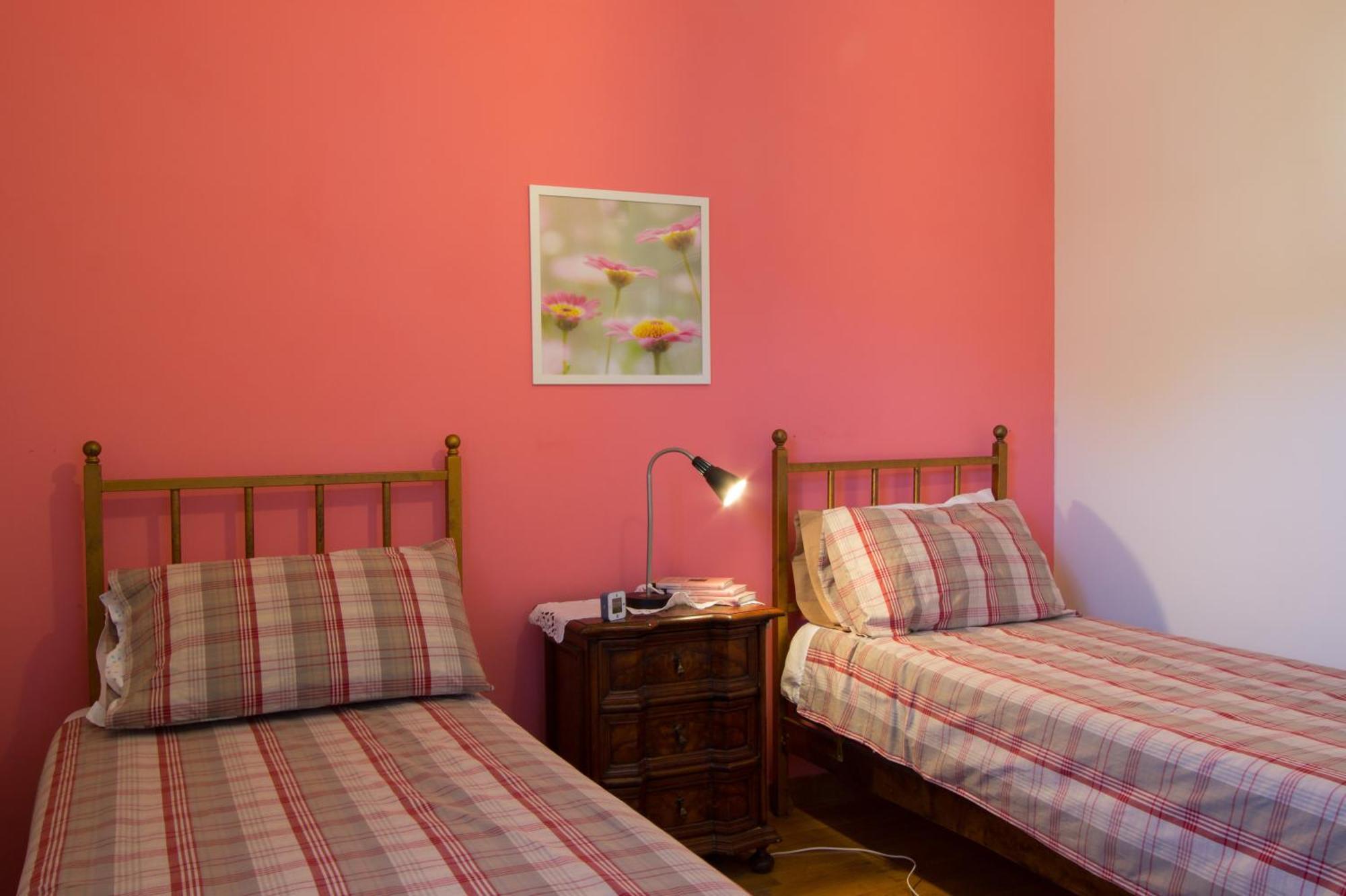 La Stazione Per Dormire Guest House San Piero a Sieve Pokoj fotografie